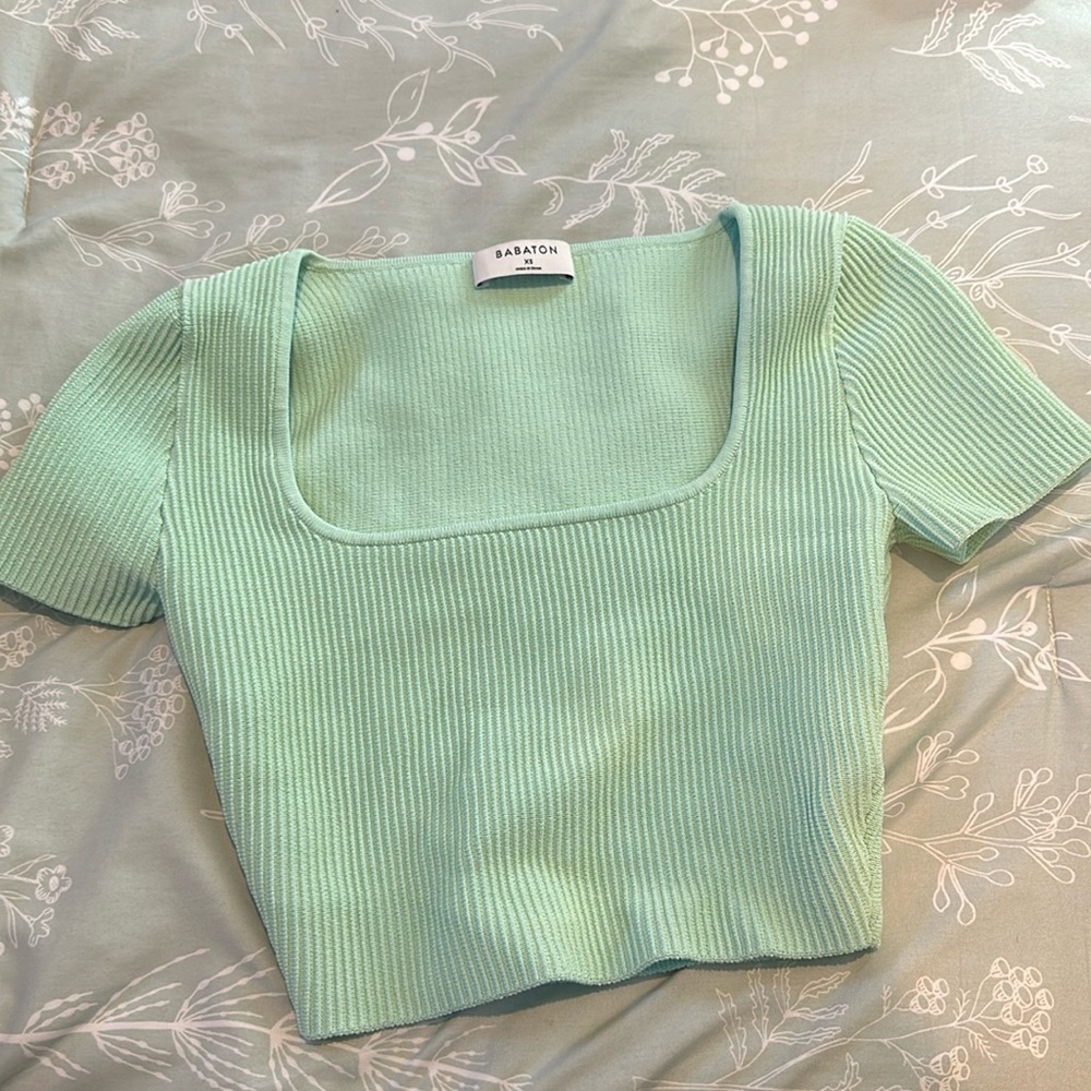 ARITZIA BABATON CROP SHIRT MINT XSMALL NEW